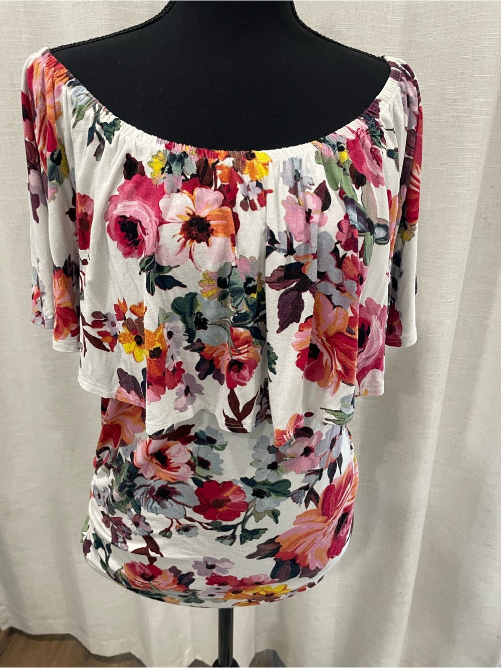 Floral Off-Shoulder Women’s Top in White and Pink